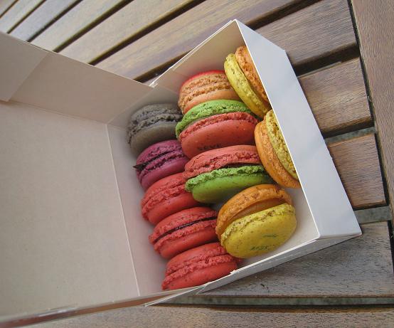 http://marcetmarie.fr/marie/macarons.JPG