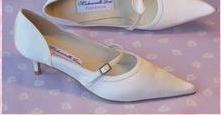 http://marcetmarie.fr/marie/shoes.jpg